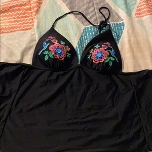 Bikini top half swim suit